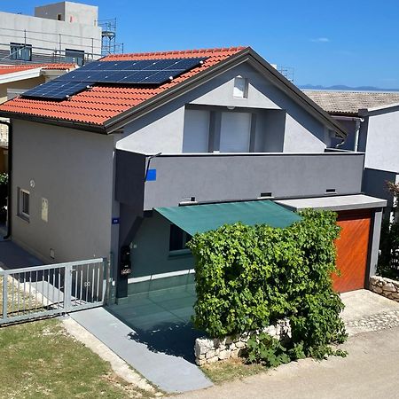 Apartman Boja Vir Luaran gambar